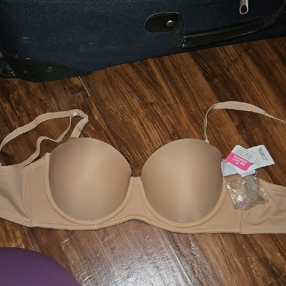 Essential Bodywear Chrissy Convertible Bra